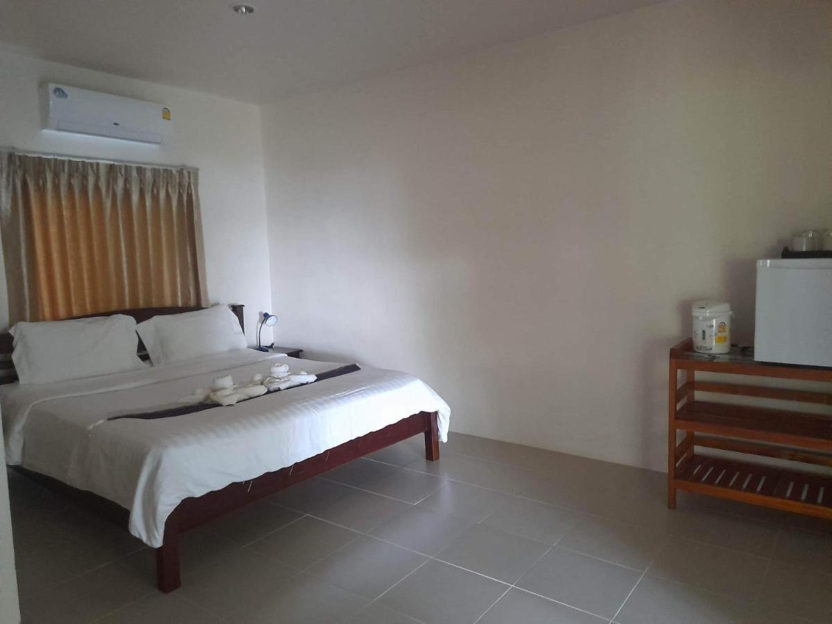 Pranee Beach Bungalows Koh Kho Khao Island Exterior foto
