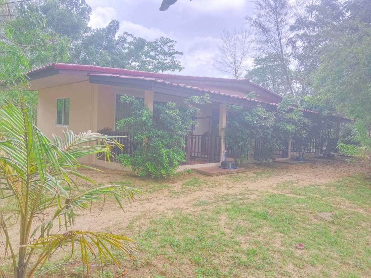 Pranee Beach Bungalows Koh Kho Khao Island Exterior foto