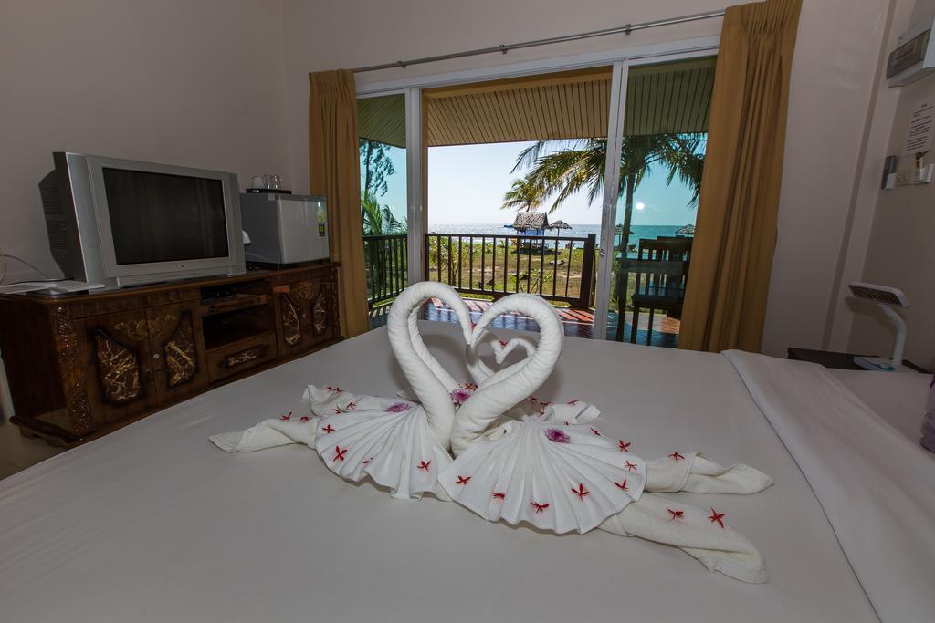 Pranee Beach Bungalows Koh Kho Khao Island Exterior foto
