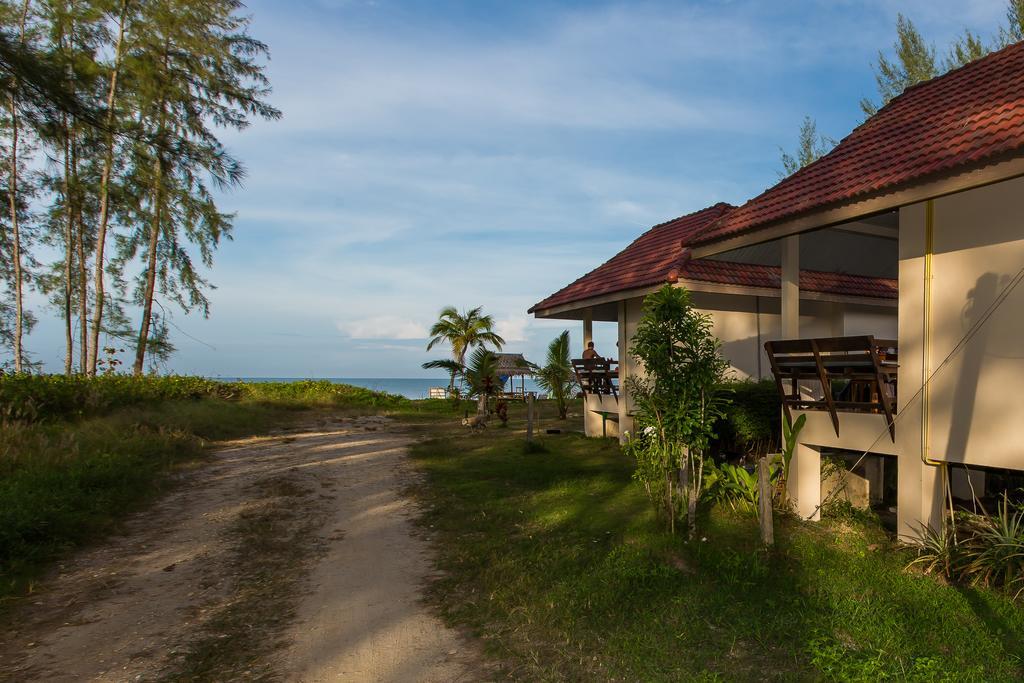 Pranee Beach Bungalows Koh Kho Khao Island Exterior foto