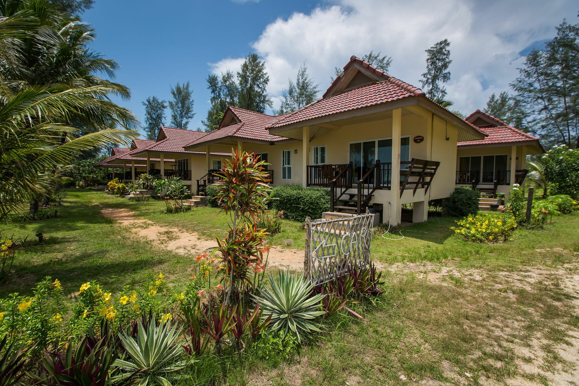 Pranee Beach Bungalows Koh Kho Khao Island Exterior foto